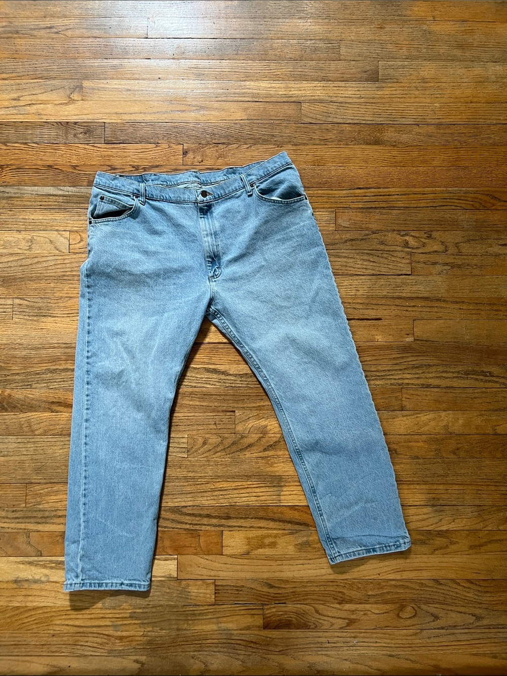Wrangler Light Blue Relaxed Men’s Jeans